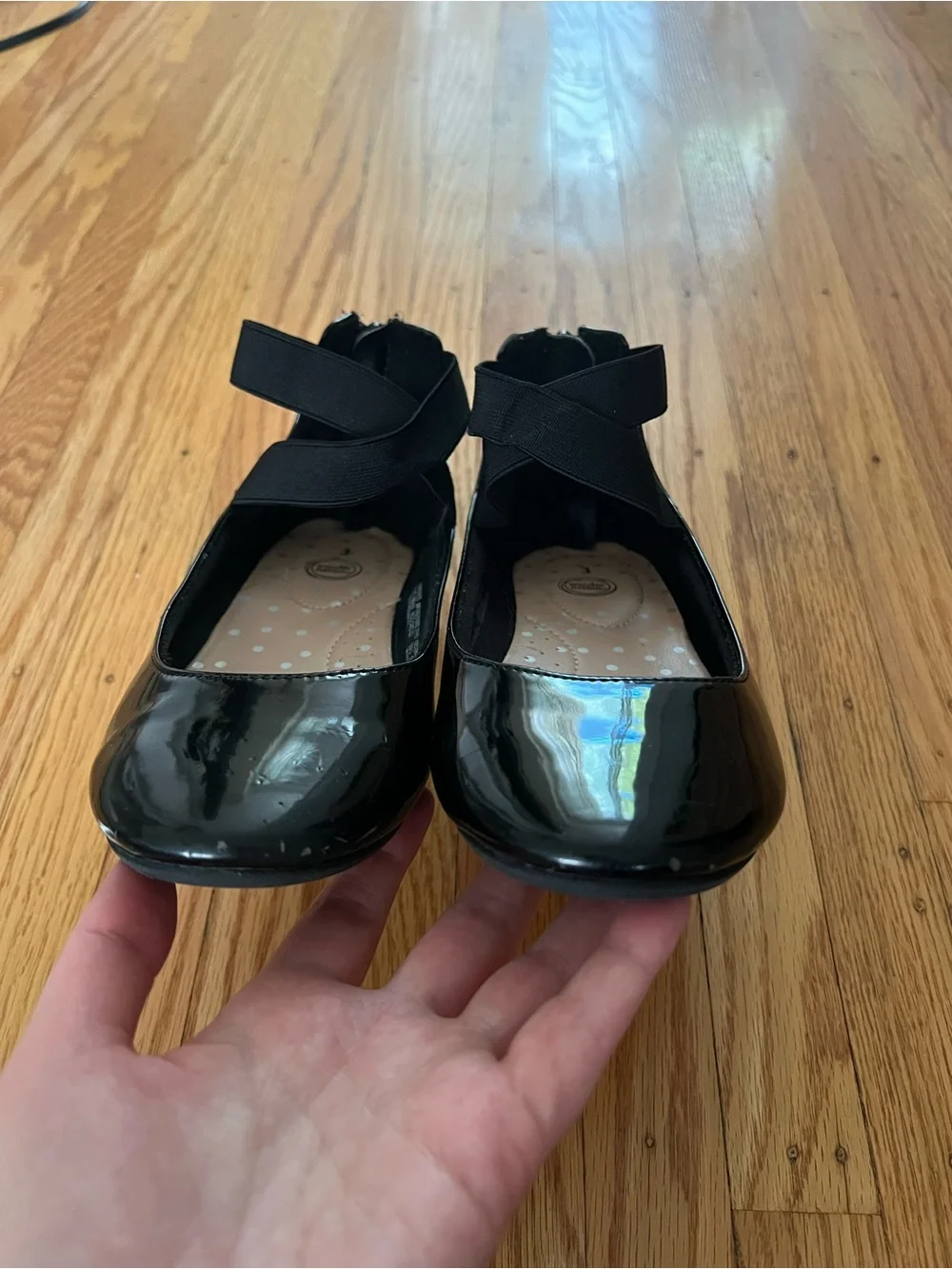 wonder nation Black Patent Crisscross Strap Flats